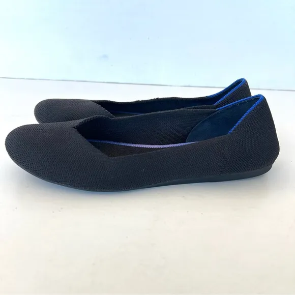ROTHY’S The Flat Black w Blue Trim Soft Flexible Round Toe Slip On Flat Sz 8.5