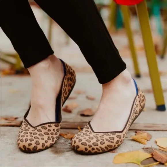 Rothys The Flat Round Toe Spotted Animal Leopard Cheetah Brown RETIRED Print 7.5