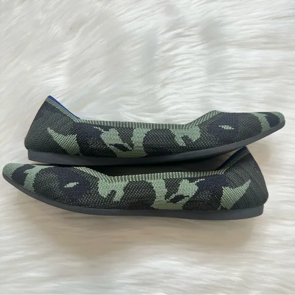 Rothy's The Point Jungle Green Camo Pointed Toe Slip On Ballet Flats Size 7