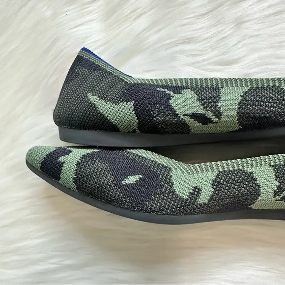 Rothy's The Point Jungle Green Camo Pointed Toe Slip On Ballet Flats Size 7