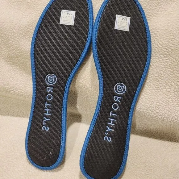 Rothy's Round Toe ballet flats, Topaz size 9