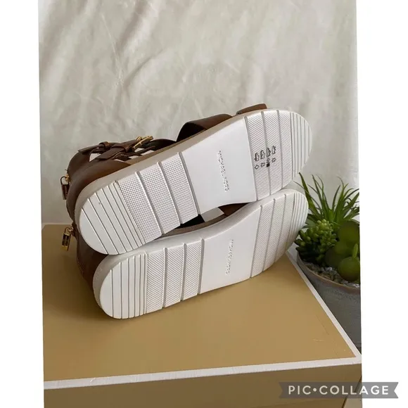 ❤️SALE❤️✨🆕✨Brand New Michael Kors Sybil Sandals