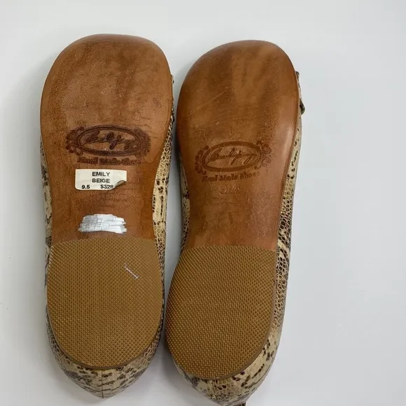 Salpy Hand Made Shoes Emily Flats Snake Print size 9-1/2