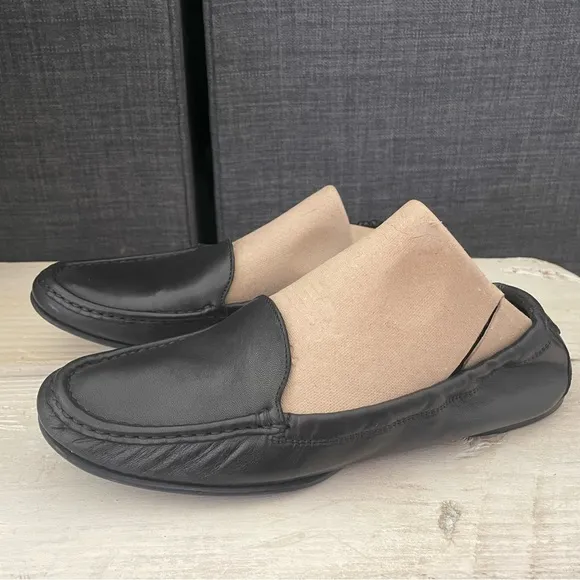 Salvatore Ferragamo Black Ballet Flats Size 8