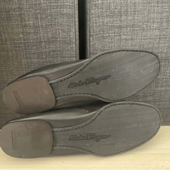 Salvatore Ferragamo Black Ballet Flats Size 8