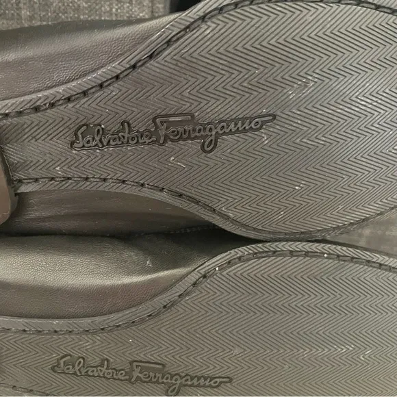 Salvatore Ferragamo Black Ballet Flats Size 8
