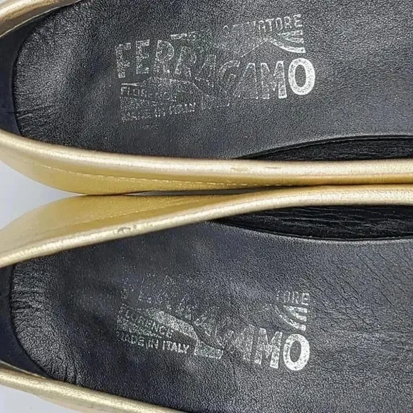Salvatore Ferragamo Gold Metallic Leather Driving Loafers Flats Italy 5.5