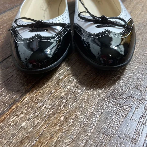Salvatore Ferragamo Leather and Patent Flats Size 7.5 Narrow