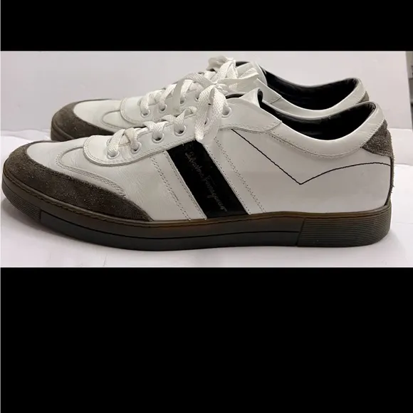 Salvatore Ferragamo Low Top Signature Sneakers Brown &amp; White