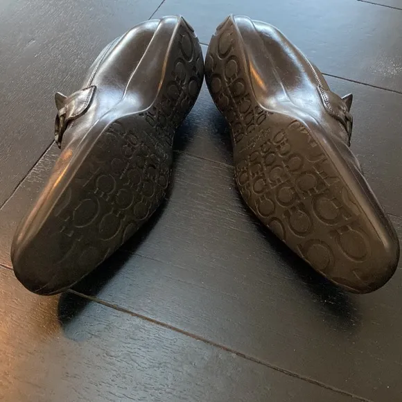 Salvatore Ferragamo Mens Black Driving Loafers. Size 8 D