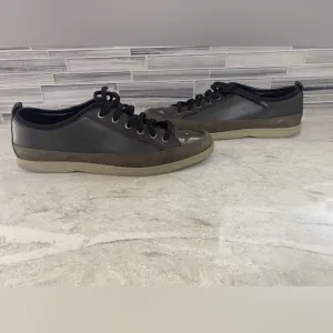 Salvatore Ferragamo men's size 8 low top sneakers