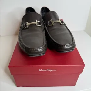 Salvatore Ferragamo Parigi Loafer Mens Size 9 D Brown Buckle Driving Workwear