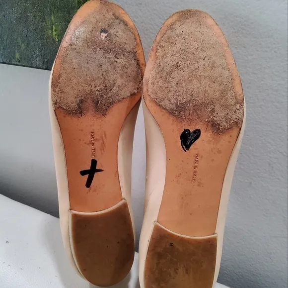 Salvatore Ferragamo Suede Bow Flats Size 8