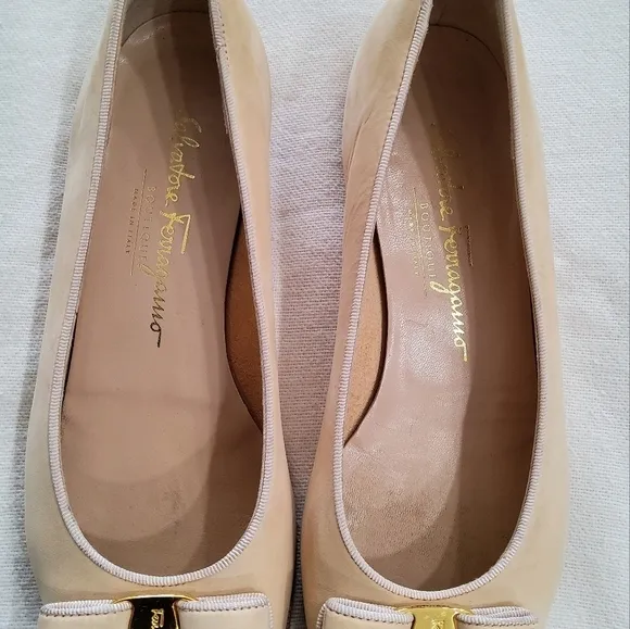 Salvatore Ferragamo Suede Bow Flats Size 8
