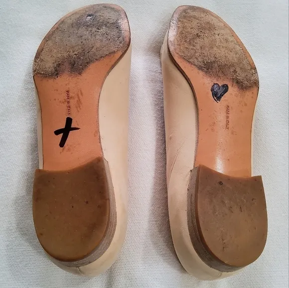 Salvatore Ferragamo Suede Bow Flats Size 8