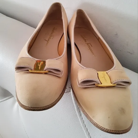 Salvatore Ferragamo Suede Bow Flats Size 8
