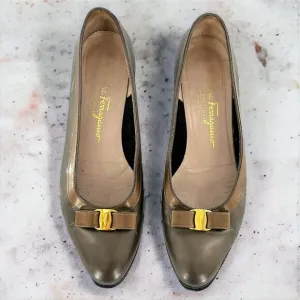 Salvatore Ferragamo Taupe &amp; Brown Leather Bow Low Heel Pumps Size 7 B Flats