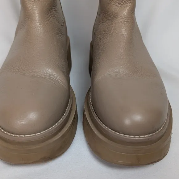 Sam Edelman 9 M Kolton Cedarwood Leather Rounded Toe Pull On Chelsea Ankle Boots
