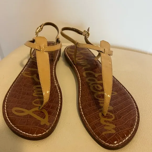 Sam Edelman Gigi T-Strap  Ankle Strap Flat Sandals Women’s Size 10.5