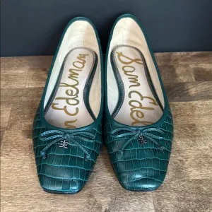 Sam Edelman Green Croc-Embossed Flats Size 9