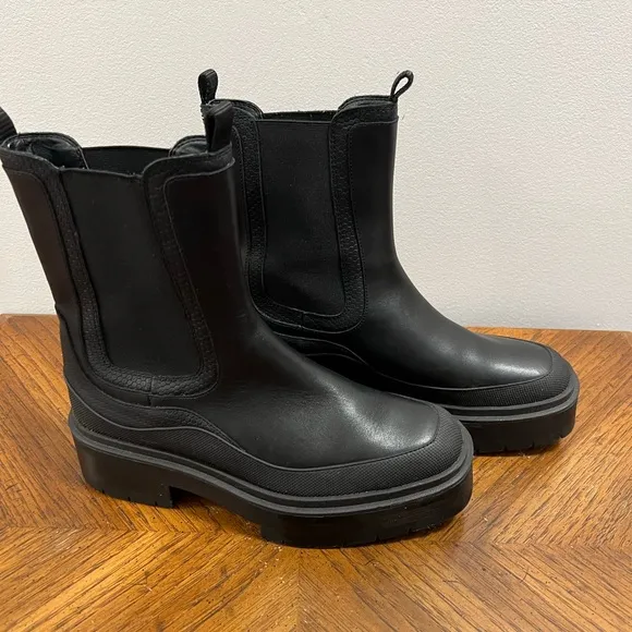 Sam Edelman Lulia Women's Chelsea Boot