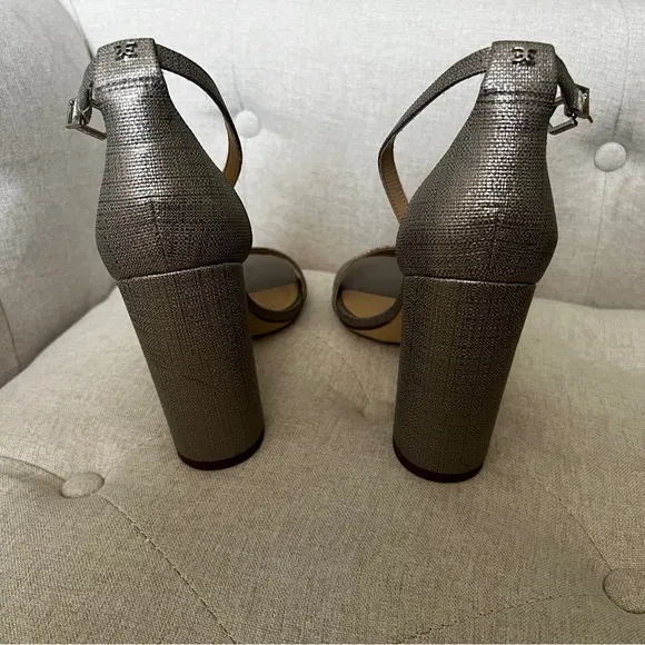 Sam Edelman NEW Yaro Womens Sandals Pewter Metallic Ankle Strap heels. Size 9