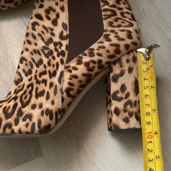 SAM EDELMANCase Leopard-Print Calf Hair Chelsea Boots size 8.5 heels