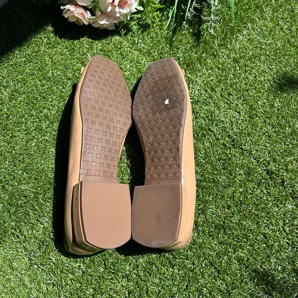 SAM EDELMANEmina Square Toe Flat In Color: ALMOND size 8 like new