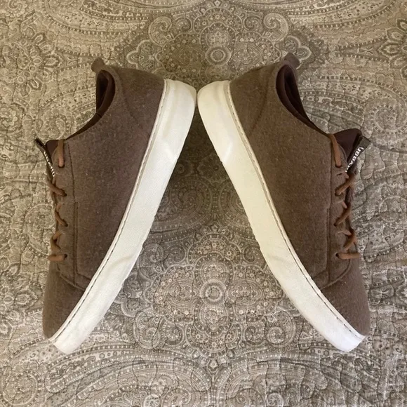 Samuel Hubbard Flight Low Top Monopett Felt Sneakers Size 10