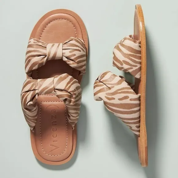 SANDALS 7 VICENZA TAN PUFFY ANIMAL PRINT  FLATS PATENT LEATHER SLIP ON NWOT