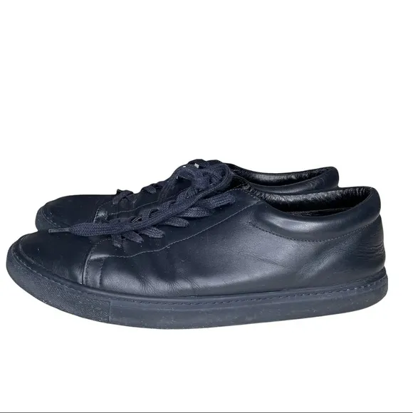 Sandro Leather Low Top Lace Sneakers Black Size 42 Men’s Size 9 Casual