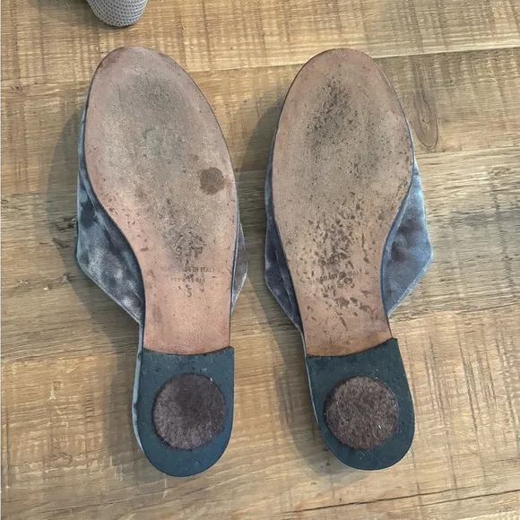 Sarah Jessica Parker Italian “Twain” Rhinestone Mules/Loafers Grey Sz 35/5. EUC