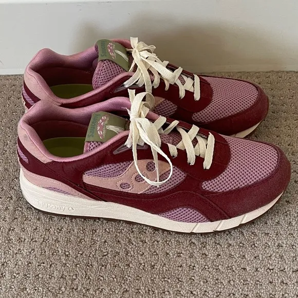 Saucony Shadow 6000 Mushroom Low Top Sneakers - Burgundy - US 10