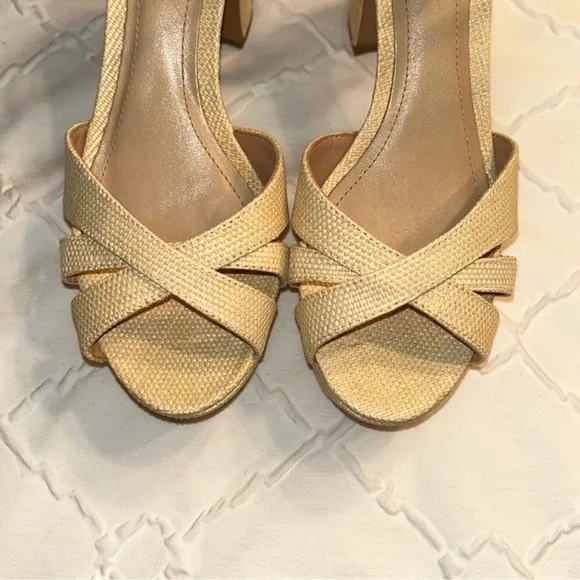 Schutz Rafia Cream/Beige Sandals(Size 7.5B)