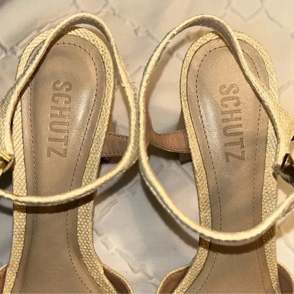 Schutz Rafia Cream/Beige Sandals(Size 7.5B)
