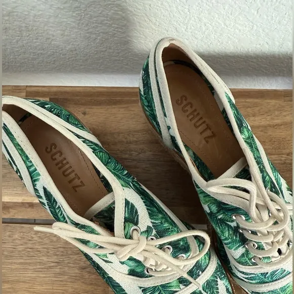 SCHUTZ- Tropical Leaf Print Espadrille Sneakers 6B