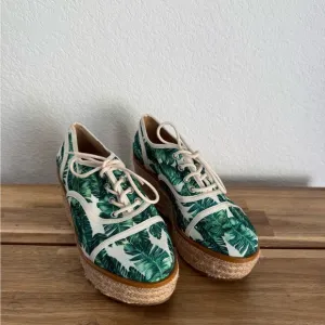SCHUTZ- Tropical Leaf Print Espadrille Sneakers 6B