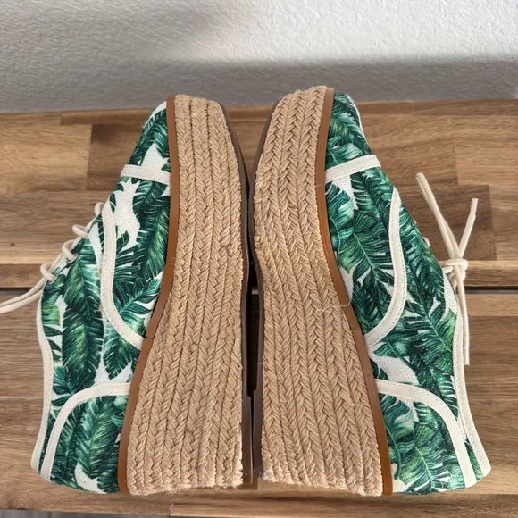 SCHUTZ- Tropical Leaf Print Espadrille Sneakers 6B