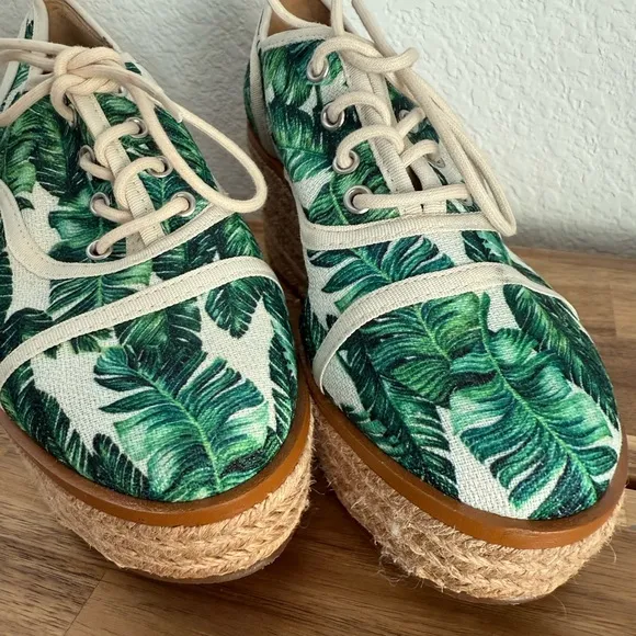 SCHUTZ- Tropical Leaf Print Espadrille Sneakers 6B