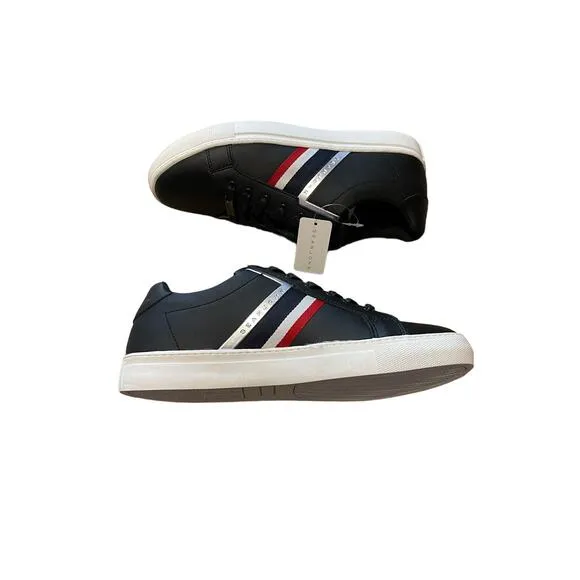 Sean John Mens Black Hardlined Pull On Low Top Sneakers Size 8.5 NWT