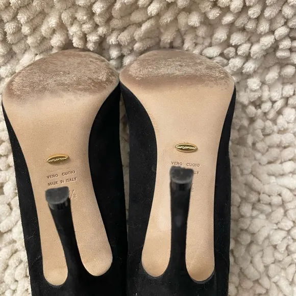 Sergio Rossi Crystal-embellished black suede sandals! Size 7.5