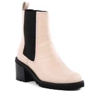 Seychelles Far-fetched Cream Black Lug Chelsea Boots