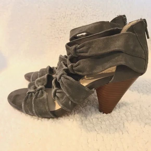 Seychelles gray suede knotted strap heeled sandals