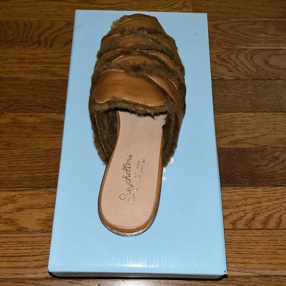 Seychelles Leather Survival Cozy Slip On Flats Tan Women’s Size 7 NEW