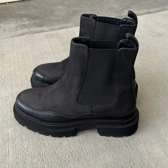 SEYCHELLES Savor The Moment Boots Size 7