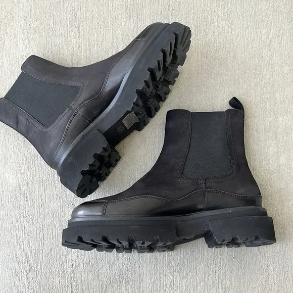 SEYCHELLES Savor The Moment Boots Size 7
