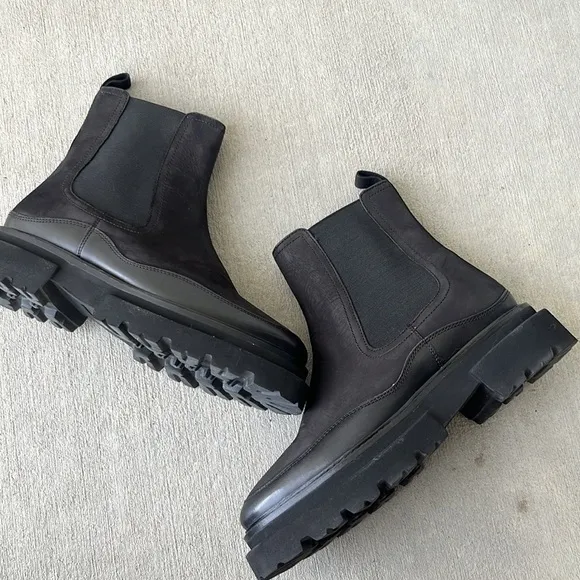 SEYCHELLES Savor The Moment Boots Size 7