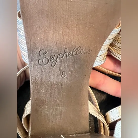 SEYCHELLES Sz 8 Tender Gold Silver Metallic Leather Sandals Worn 1x Orig$150