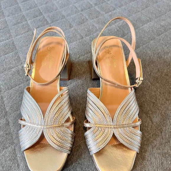 SEYCHELLES Sz 8 Tender Gold Silver Metallic Leather Sandals Worn 1x Orig$150
