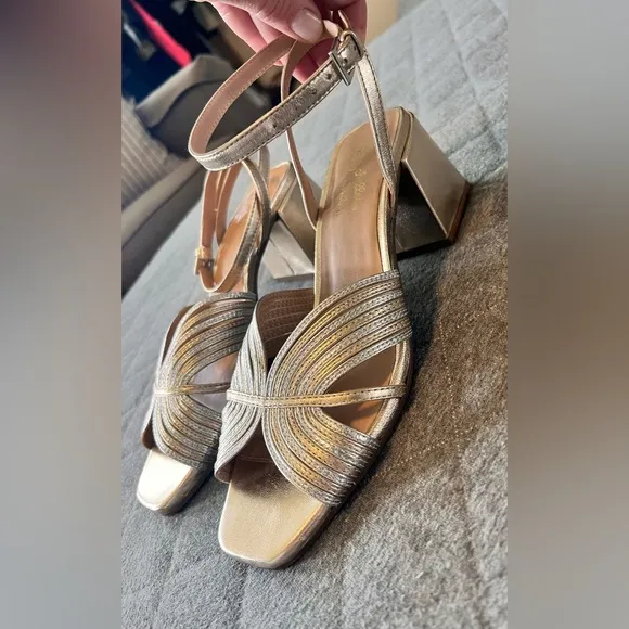 SEYCHELLES Sz 8 Tender Gold Silver Metallic Leather Sandals Worn 1x Orig$150
